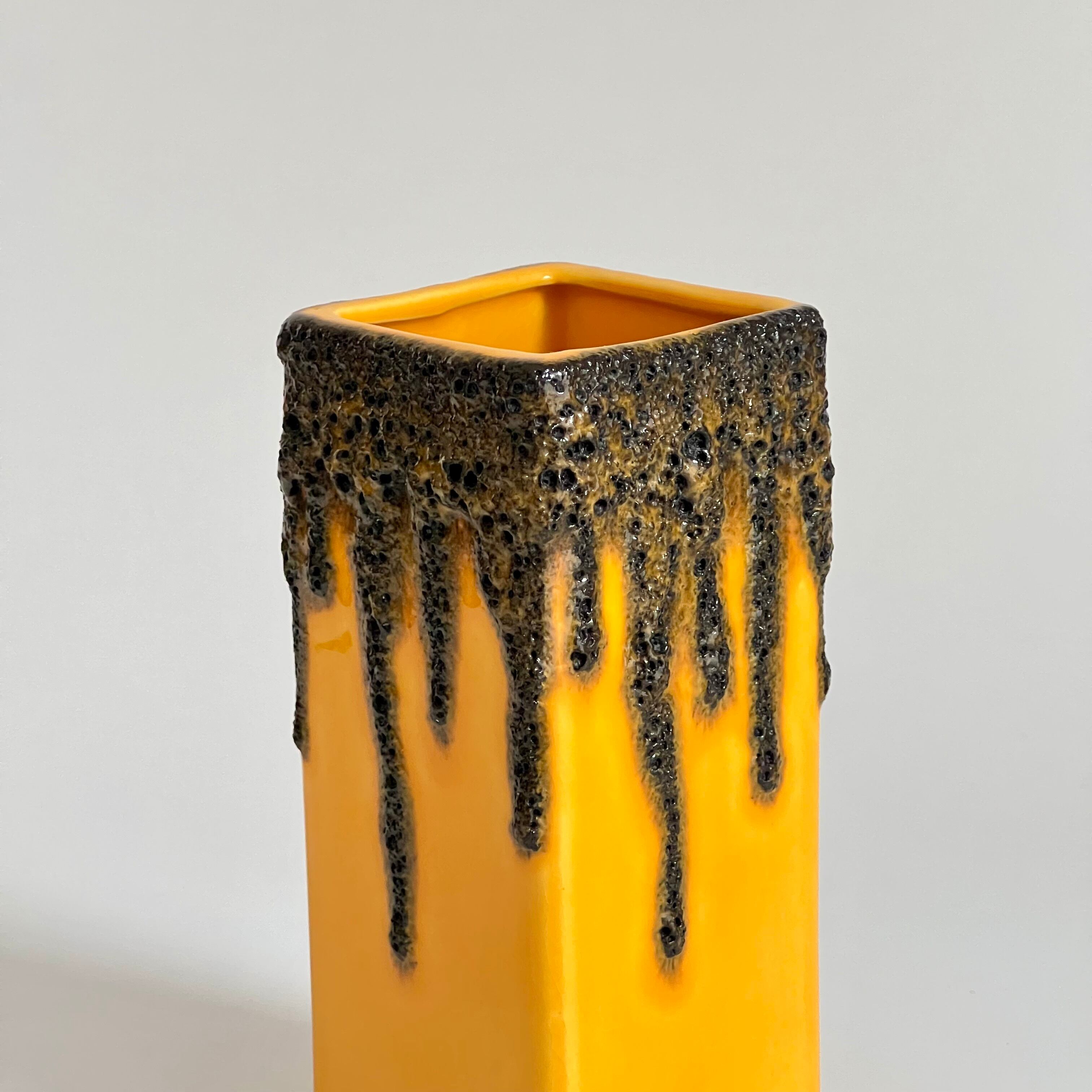 【Fat Lava】ファットラヴァ　Bay Keramik 77-17 花瓶 ドイツ製 ファットラヴァ FAT LAVA Vase “BAY Keramik 77 17