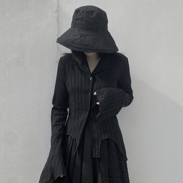 Vertical texture design black shirt C0478