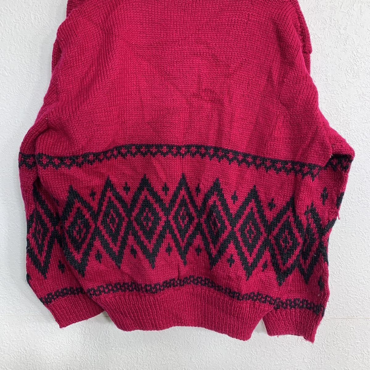 iki グラデーションのVネックのニットベスト　綿　赤　ピンク　黒　レトロ オリジナルファッション - iki グラデーションのVネックのニット