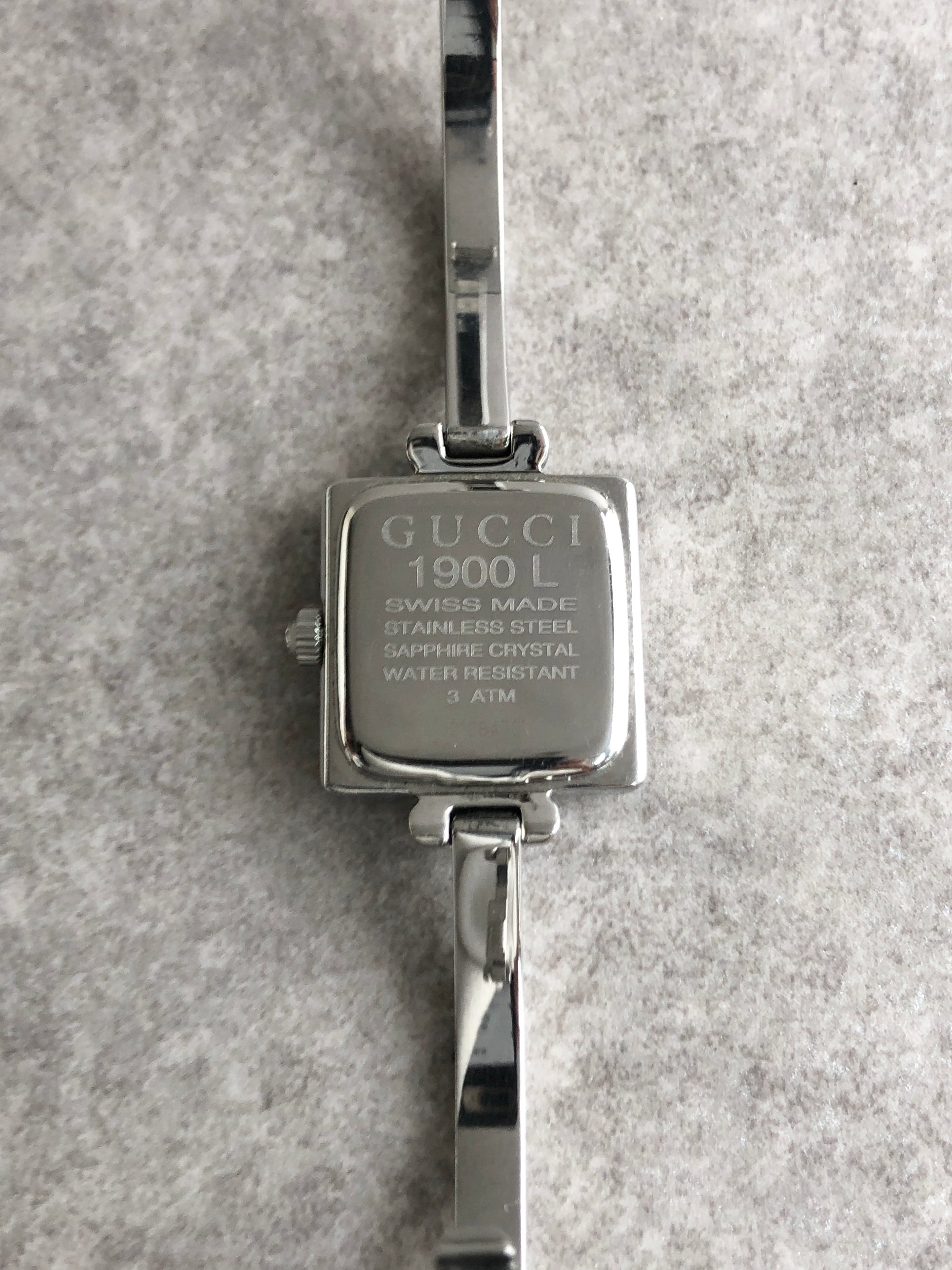 GUCCI グッチ 腕時計 シルバー ロゴ ステンレススチール 1900L vintage