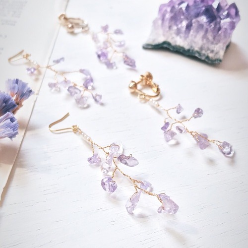 Wisteria piece earring