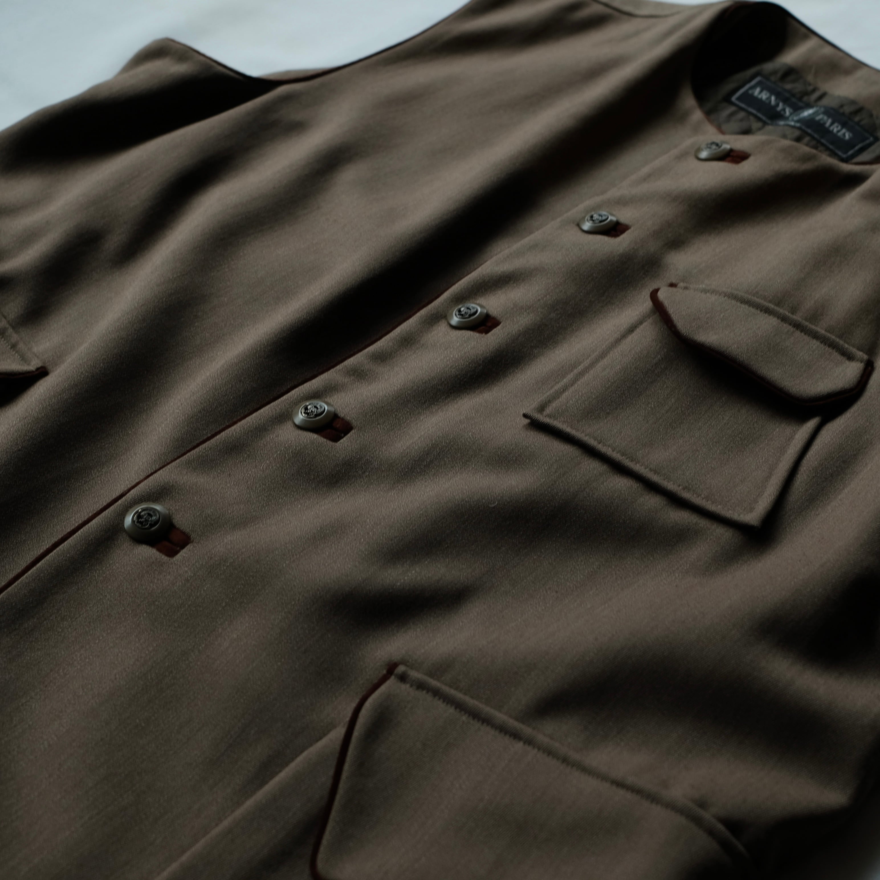 ARNYS PARIS VEST | safarionline
