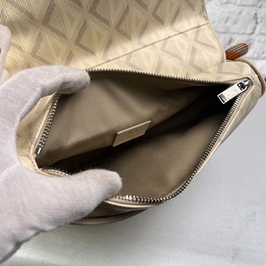 DIOR ディオール CDダイヤモンド コーティングキャンバス ショルダーバッグ 白 A-13628