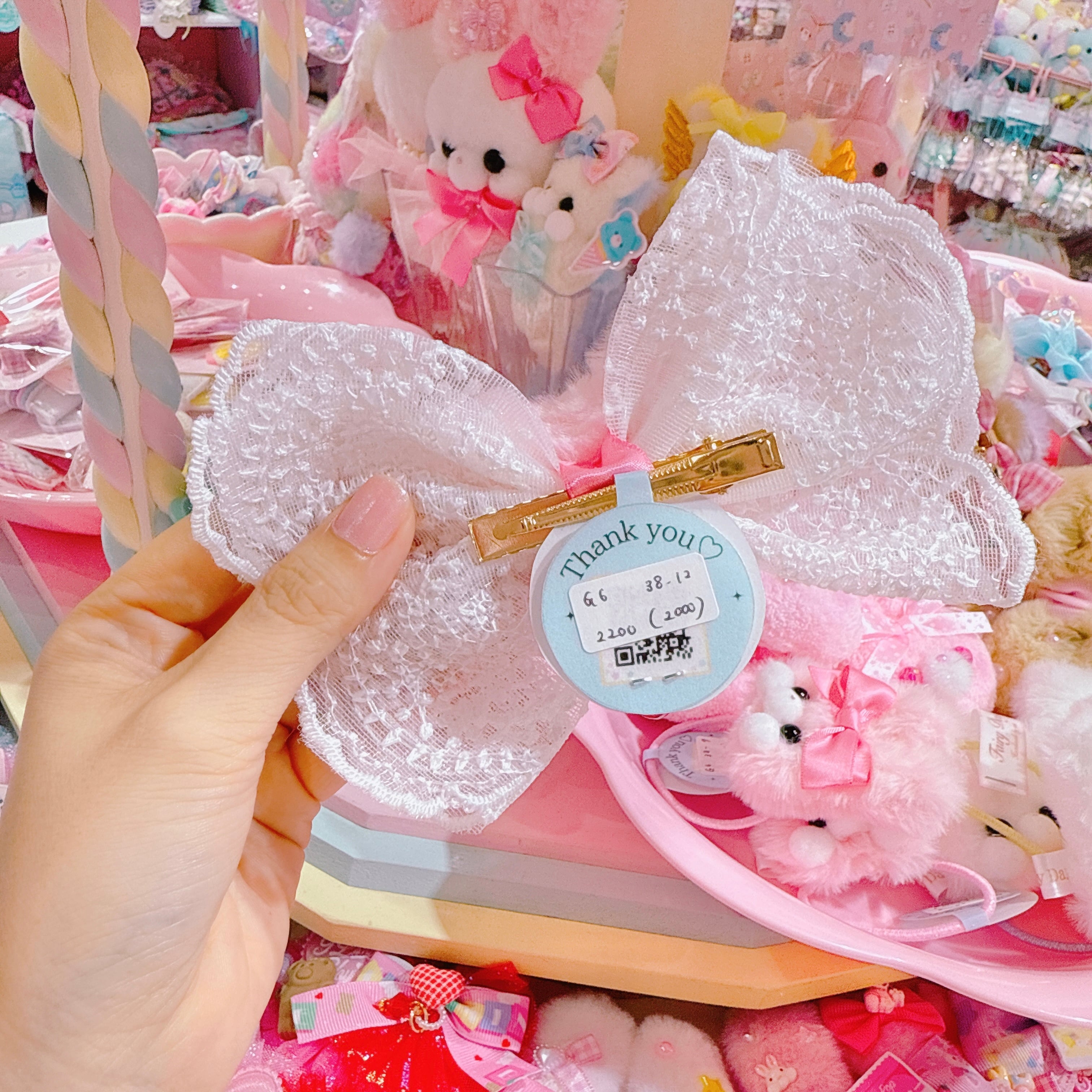 【G6】38-12ゆらりんいちごヘアクリップ