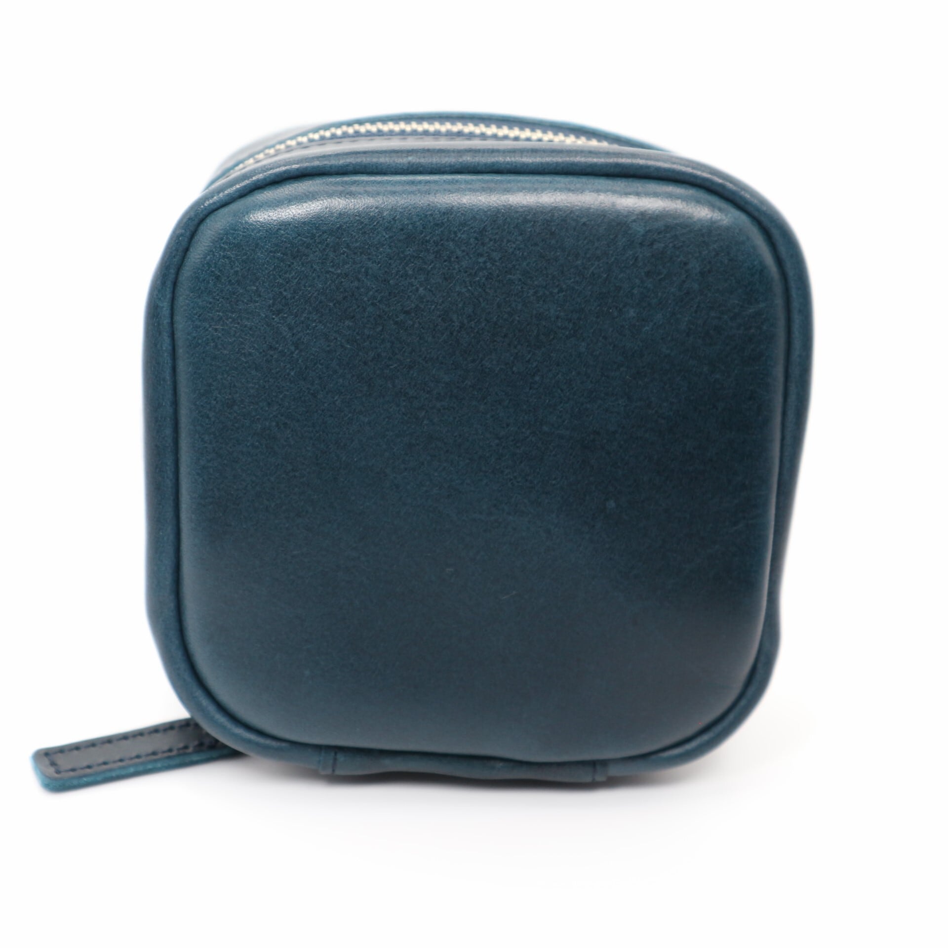 自立するポーチ「Leather Multi Pouch」Black | Varie pelli 公式