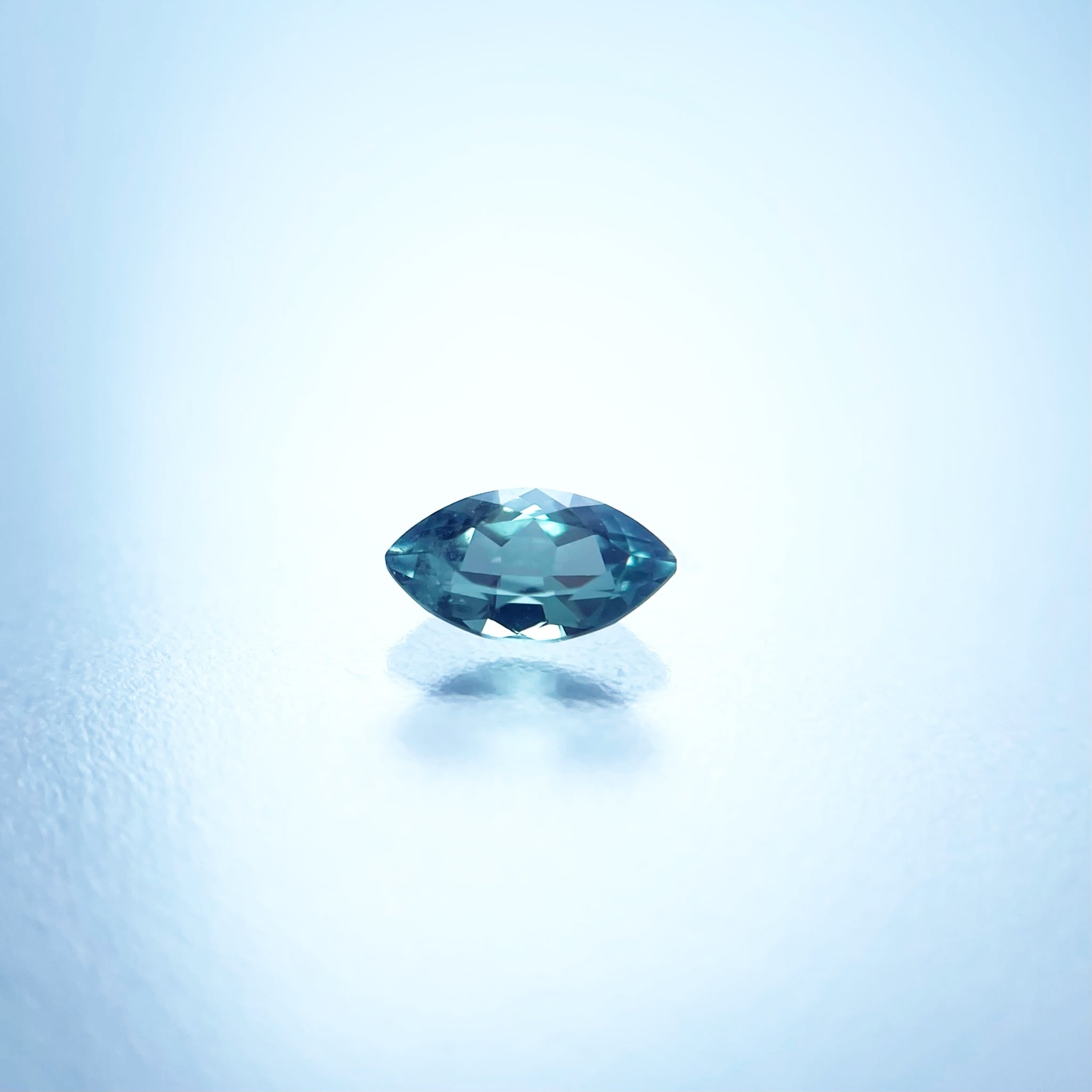 ロシア産アレキサンドライト 0.26ct GIA鑑別書付き | Gemelli