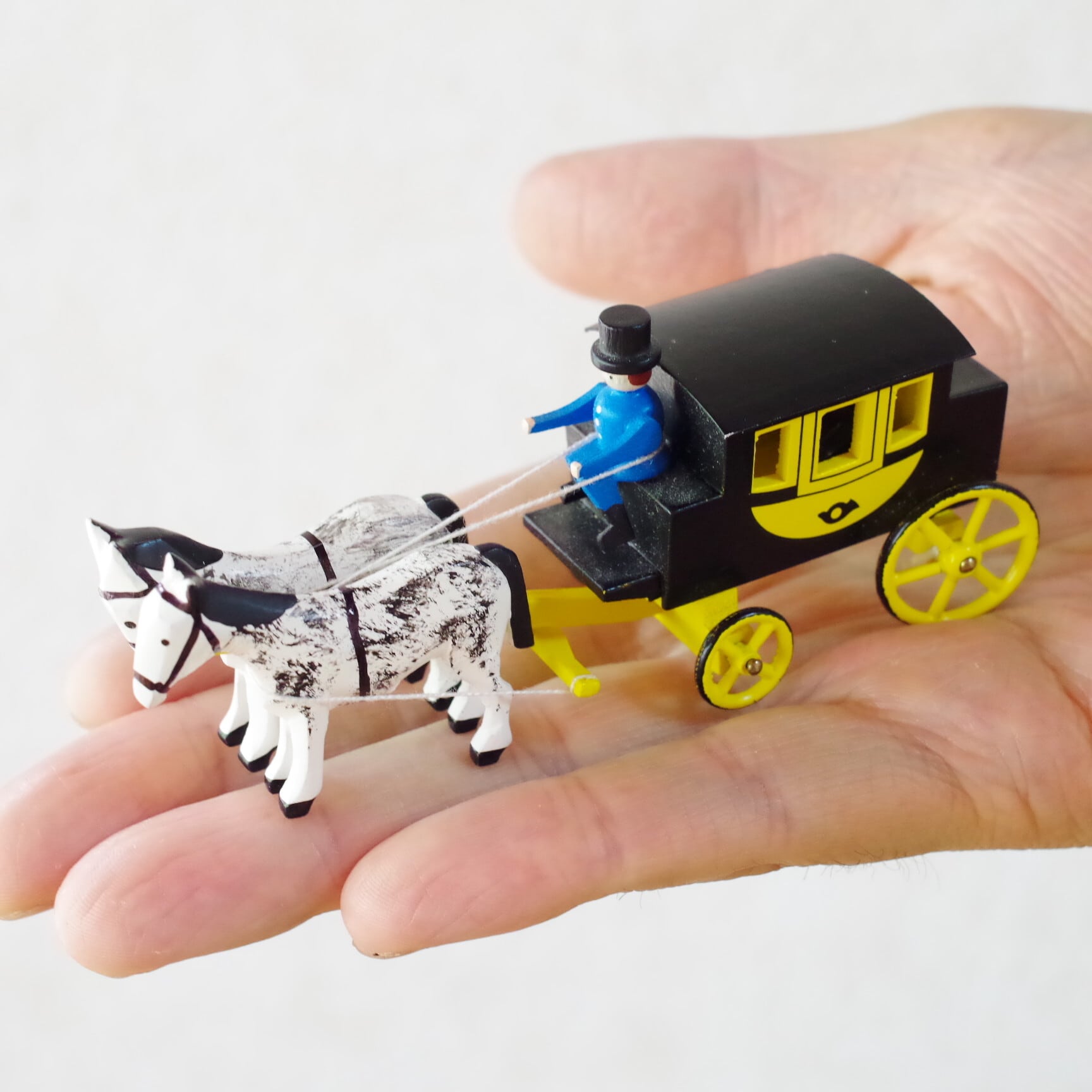 ミニ馬車 ドイツの郵便馬車 | 木のおもちゃ専門店 おもちゃ箱 イカロス