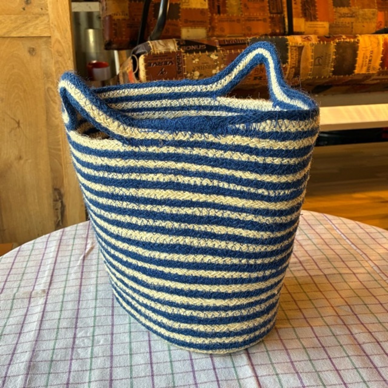 Bangladesh Jute two tone oval basket Blue　バングラディッシュ　ジュートツートーンバスケット　オーバル　ブルー　M　収納　カゴ　ラウンド　小物入れ