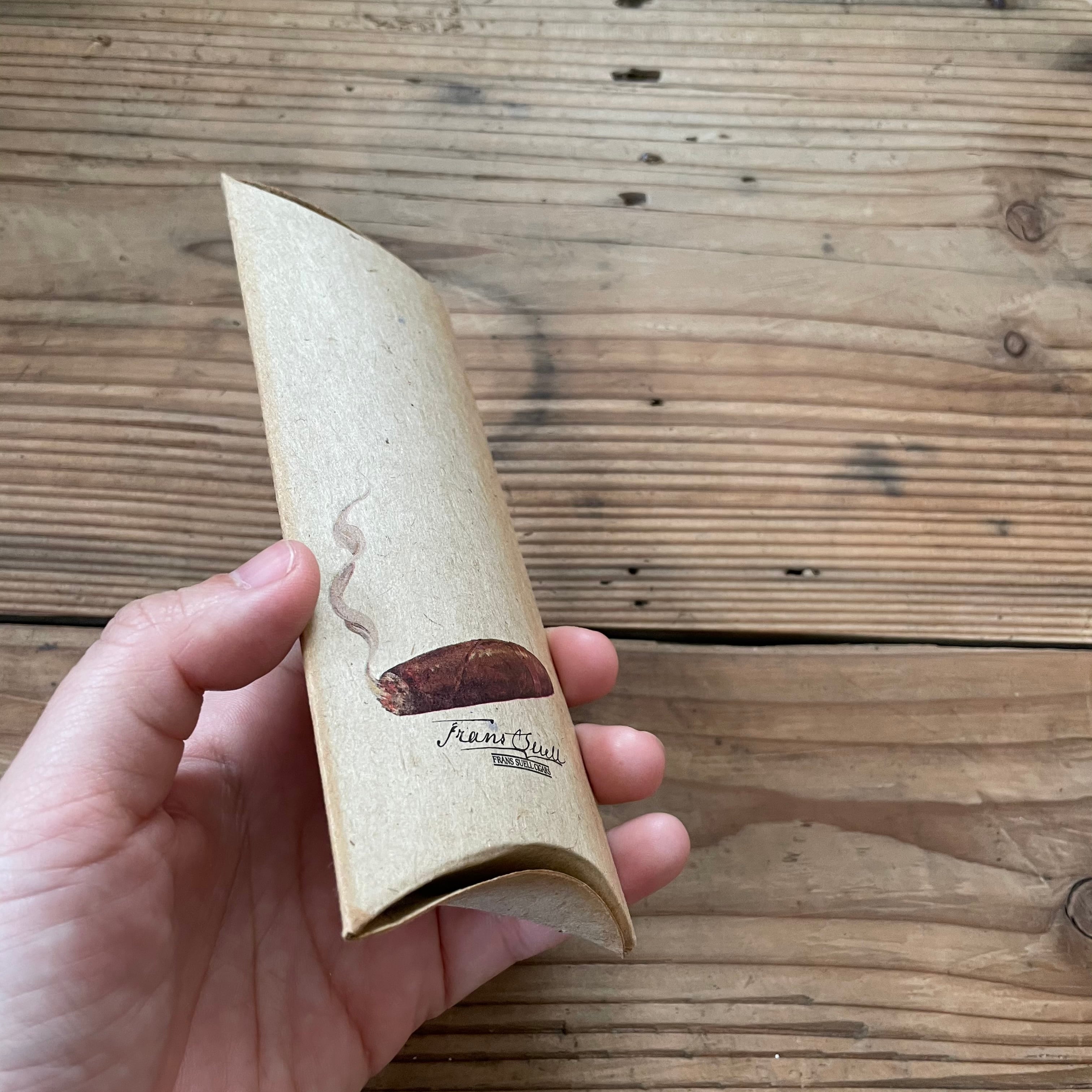 紙の葉巻入れ3枚セット | tsuitachi craft&brocante
