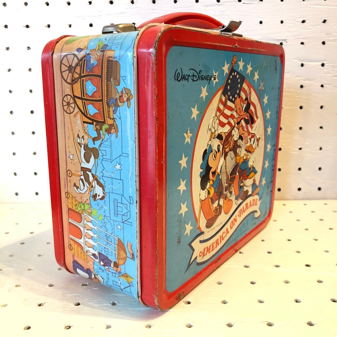 70s アメリカン・オン・パレード ブリキトイボックス / America on Parade Vintage Lunch Box | THE  PUPPEZ☆e-shop / ザ パペッツ松本-WEBショップ