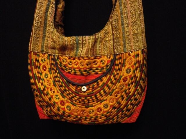 民族衣装をリメイクしたバッグ(大サイズ)