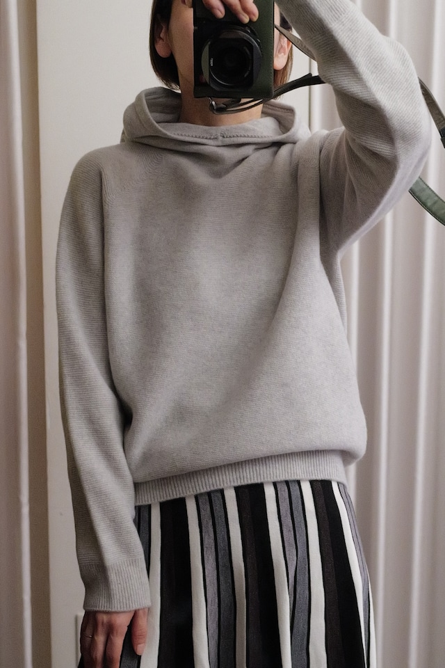 hood turtle knit  light gray