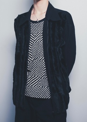Vintage vertical fur panel zip up knit jacket “BLACK”