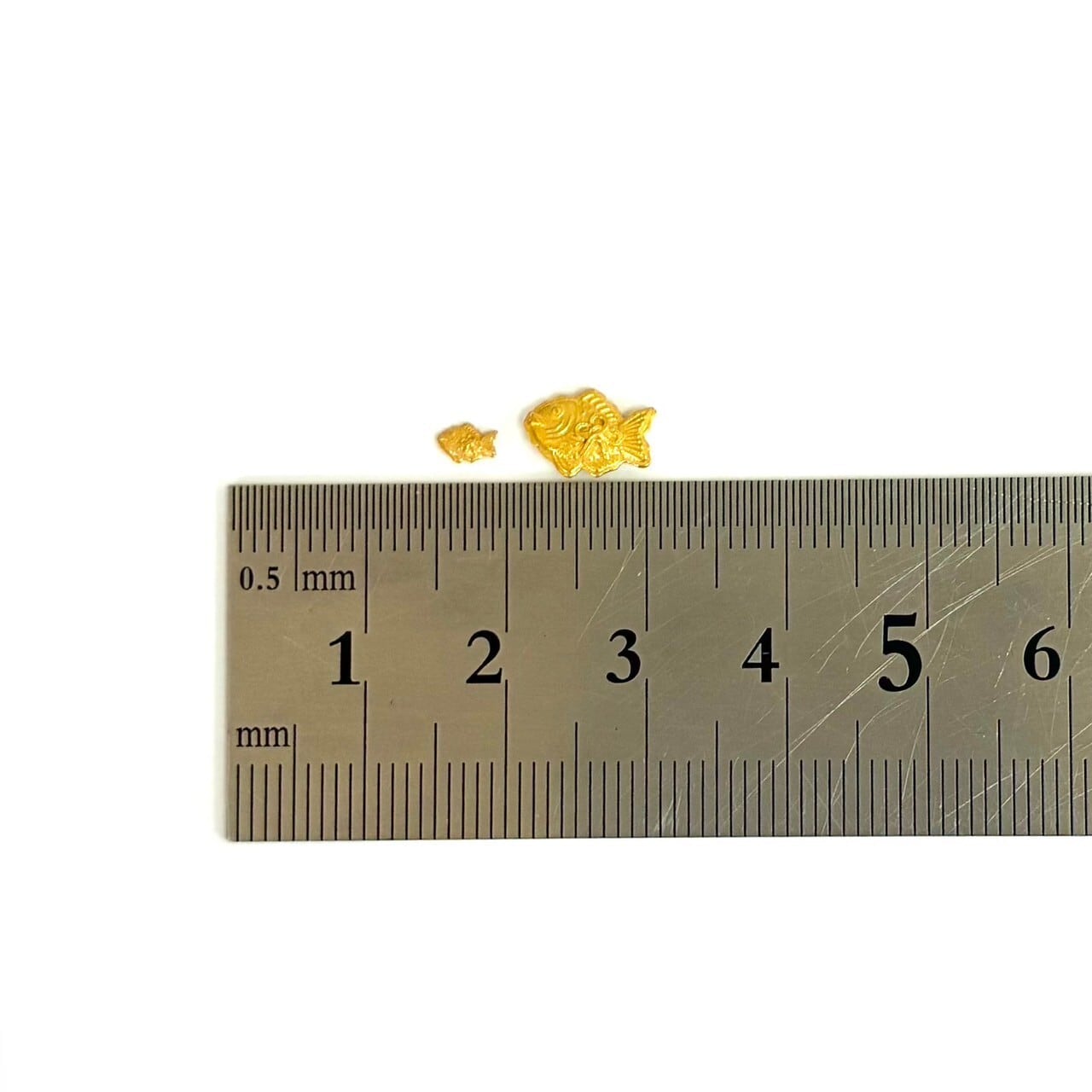 ジュンゴールドJUNGold 純金鯛焼き1gお守り美術品