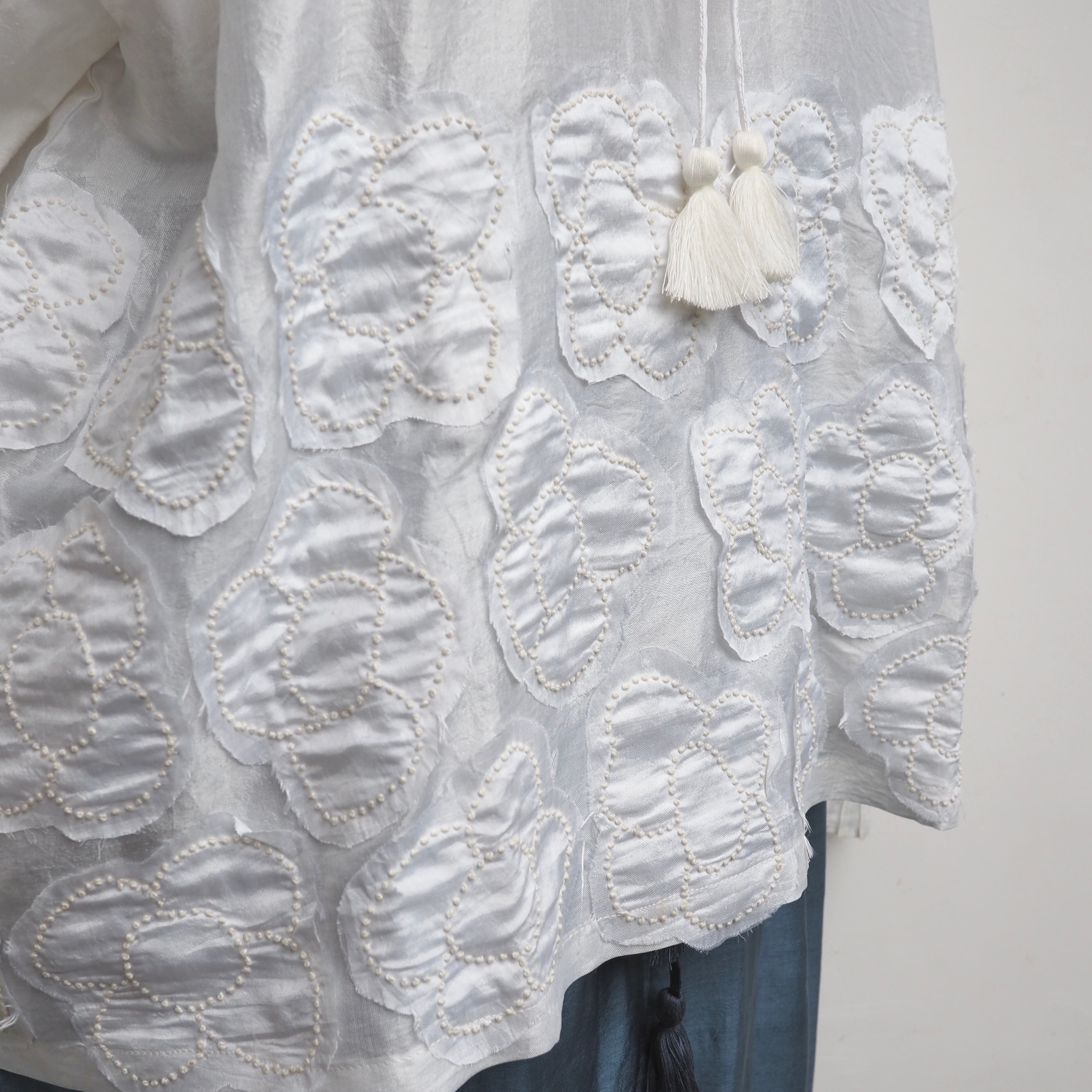BUNON/Kahdi Silk flower Blouse/BN2653