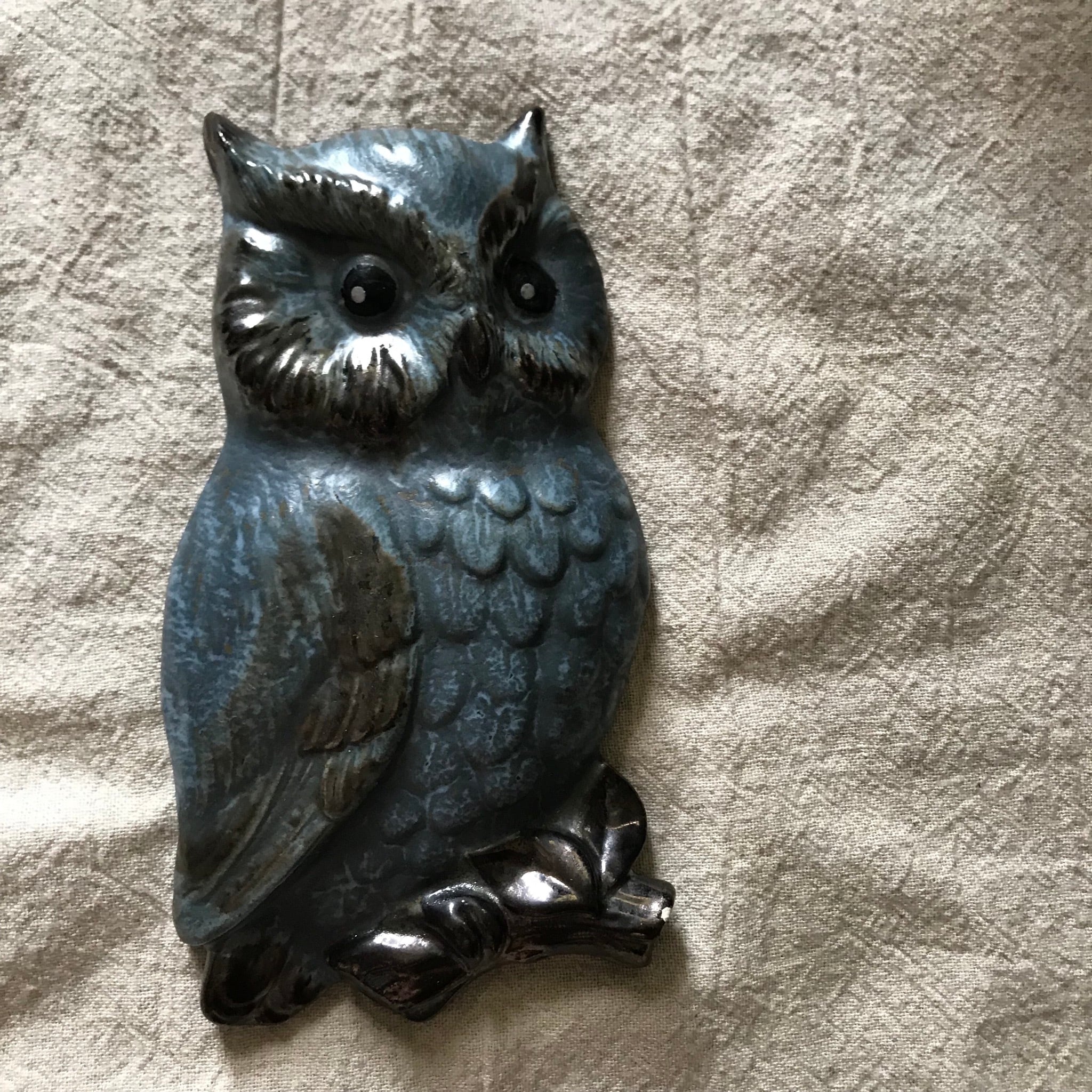 青いフクロウの陶板