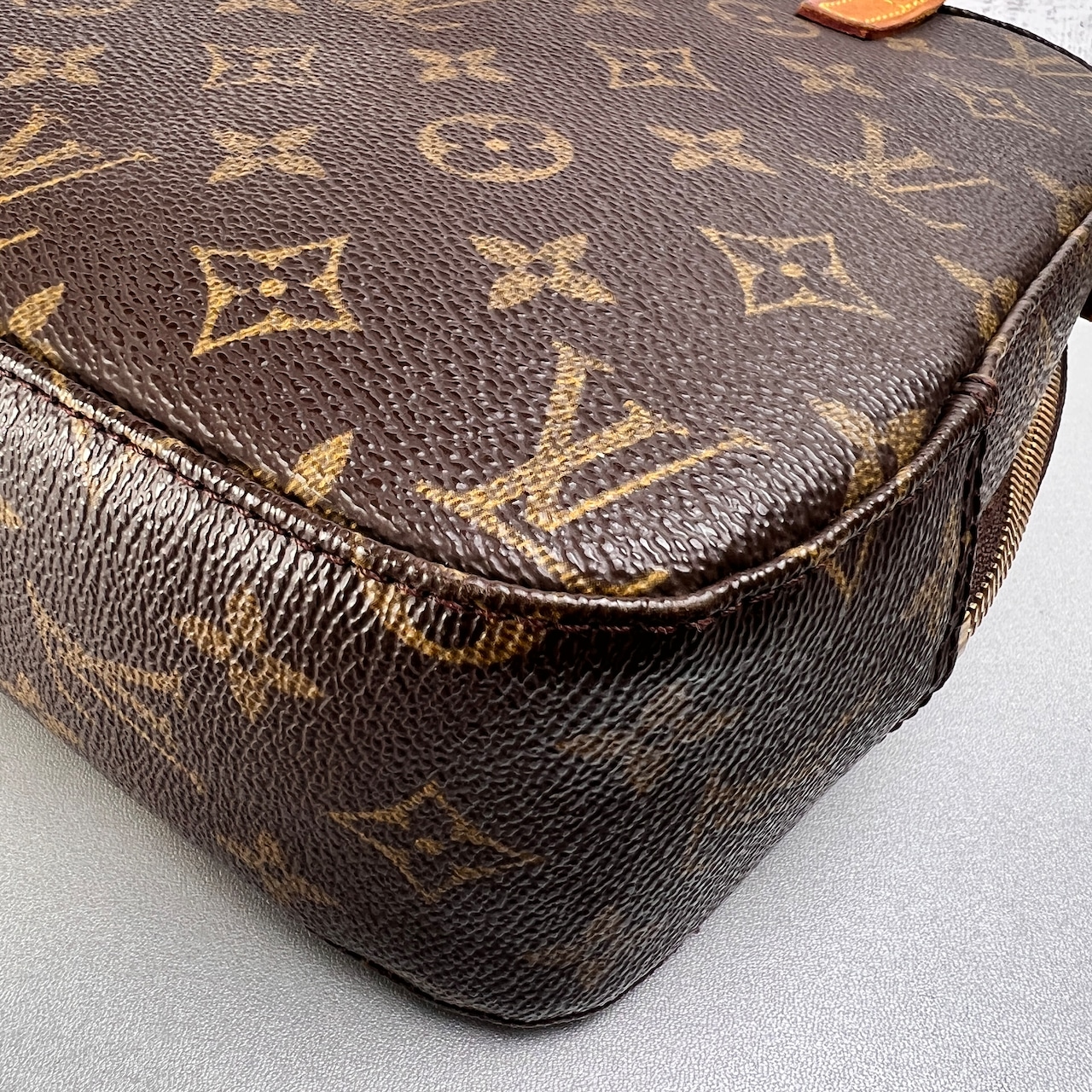 LOUIS VUITTON ルイヴィトン スポンティーニ ２WAY レザー ショルダーバッグ ブラウン A-13546