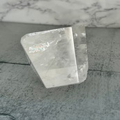 レインボーが美しいブラジル産水晶*ルチル入りクリスタルクォーツ*フリーフォーム*36