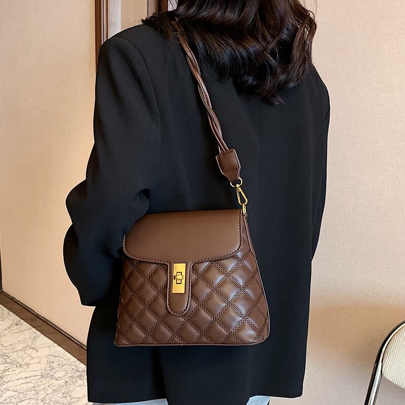 スタイルオータムウィンターレッドショルダーバッグ 秋物 冬物 Tiancai_Wing_Bag59392280299