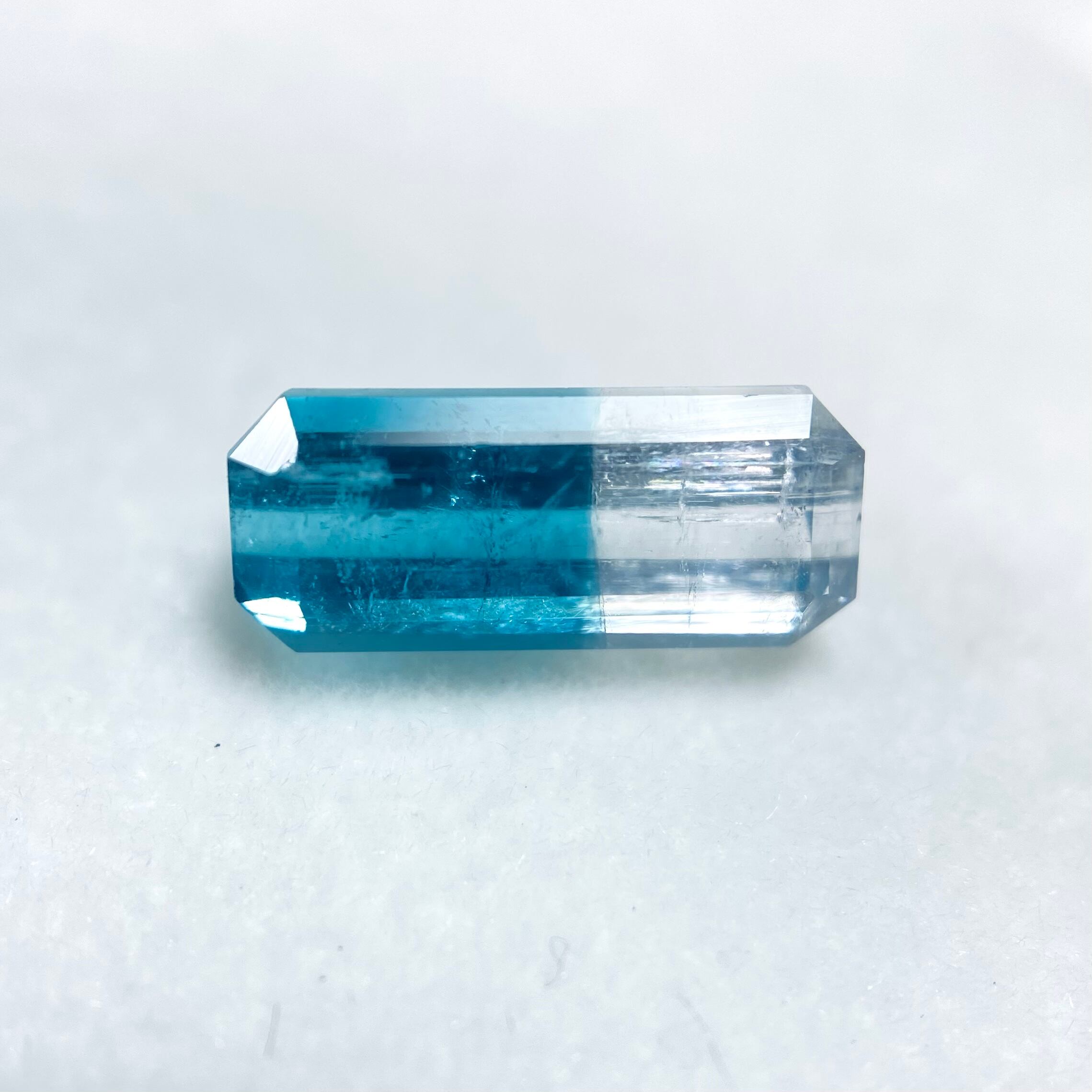 ハワイアンブルーなトルマリン