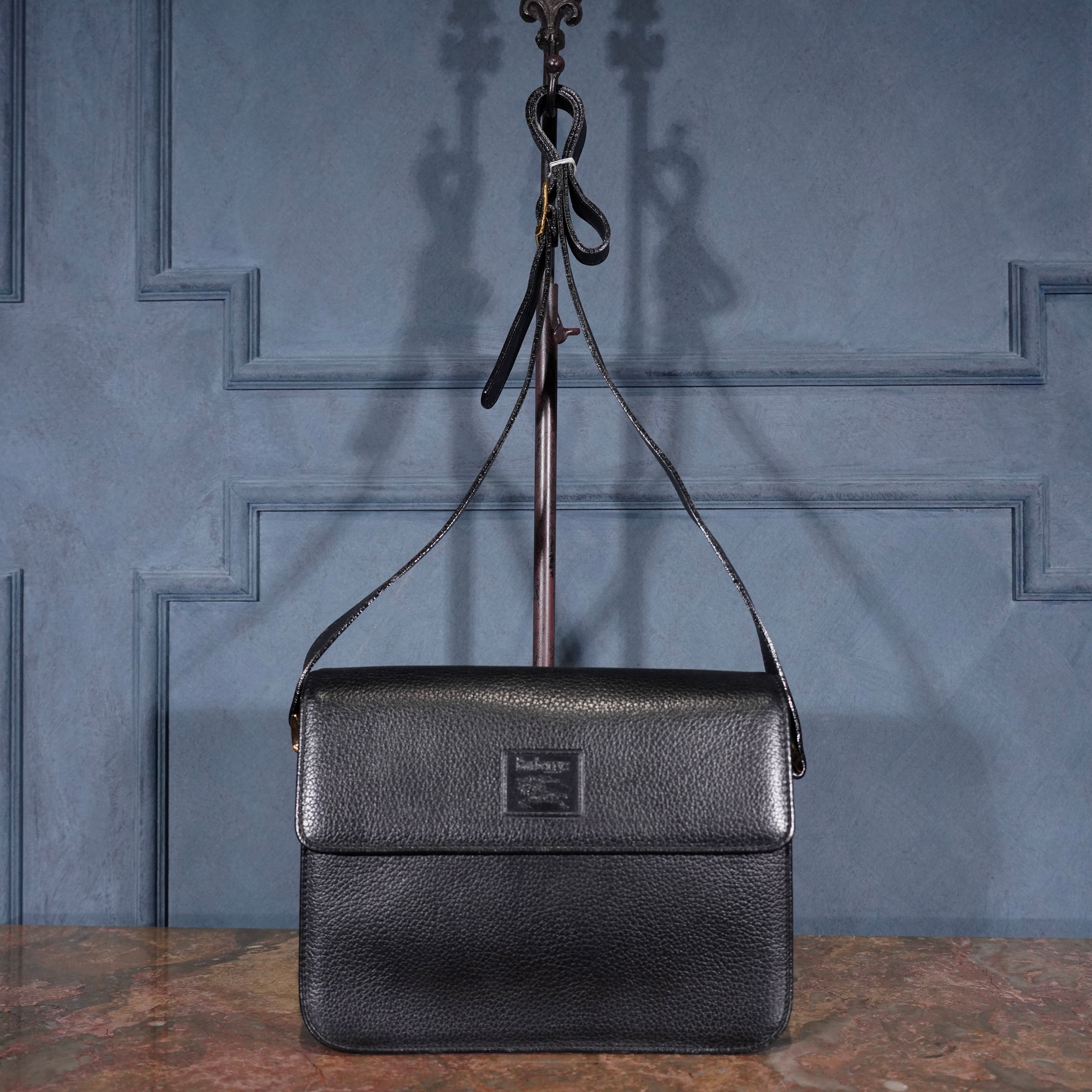 バーバリーズ burberrys ショルダー ロゴ ビジネス ショルダー バック Burberrys バーバリーズ (Vintage) ショルダーバッグ – Trip