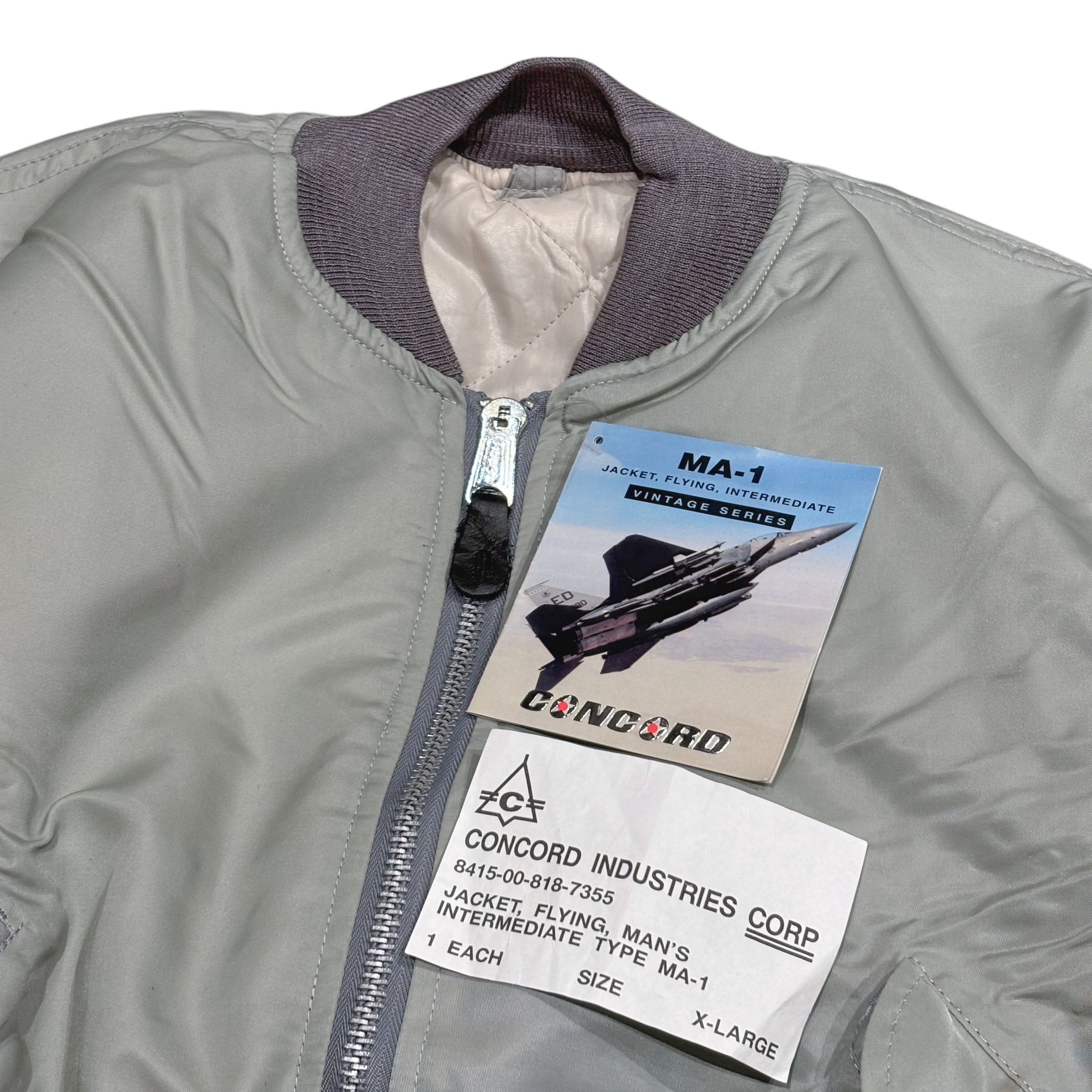 DEADSTOCK 90's CONCORD made by Alpha Industries MA-1 Fright DEADSTOCK 90's CONCORD made by Alpha Industries MA-1 Fright