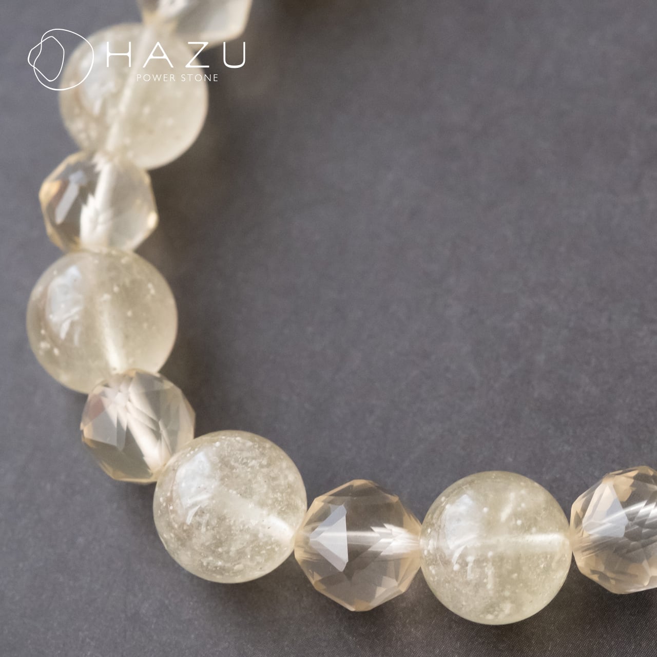 最終値下げ 本-⑧【美しいライトレモン 天然ガラス リビアングラス】58㌘ 最終値下げ 本-⑧【美しいライトレモン 天然ガラス リビアングラス】58