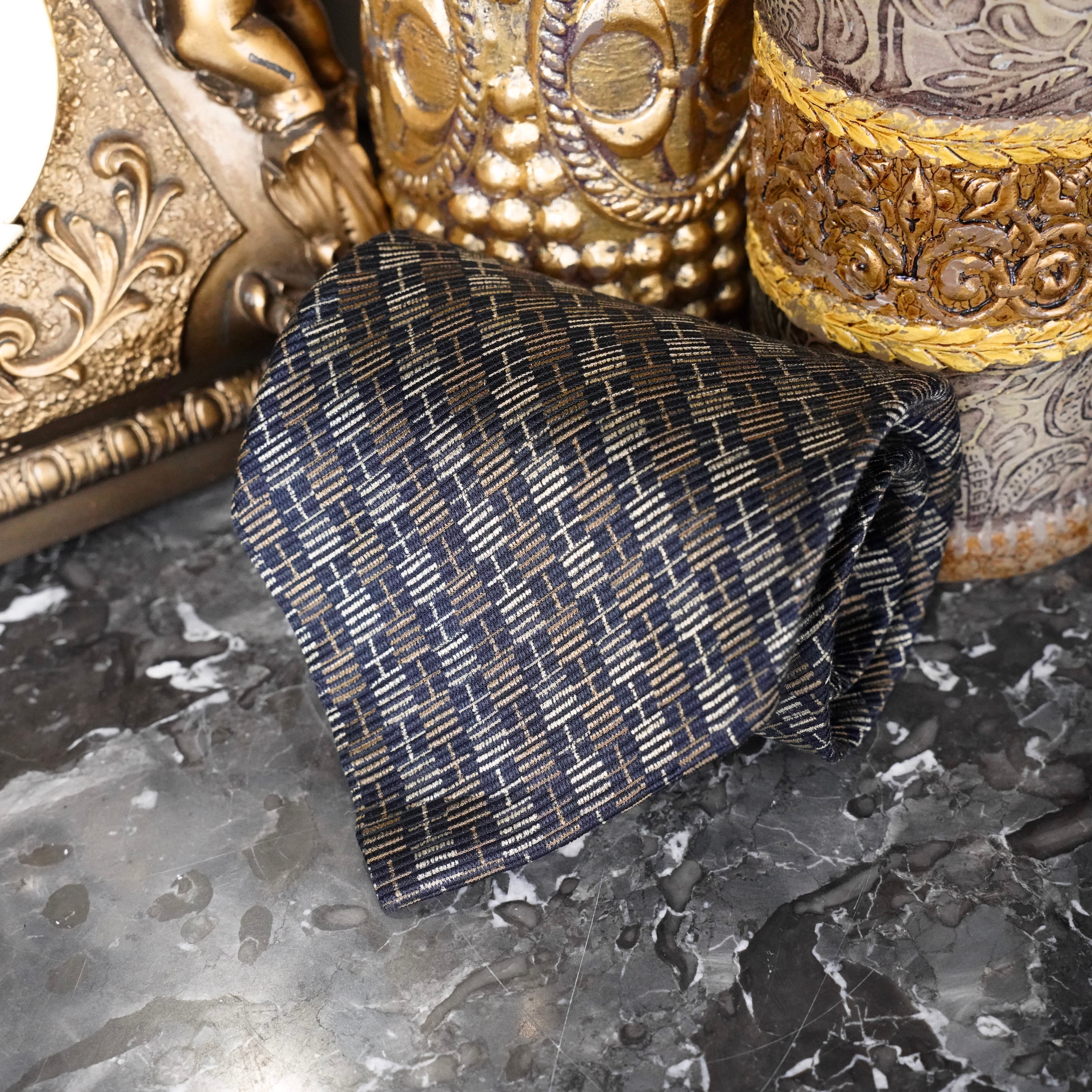 90's〜 EU VINTAGE GIORGIO ARMANI GEOMETRIC PATTERNED DESIGN SILK