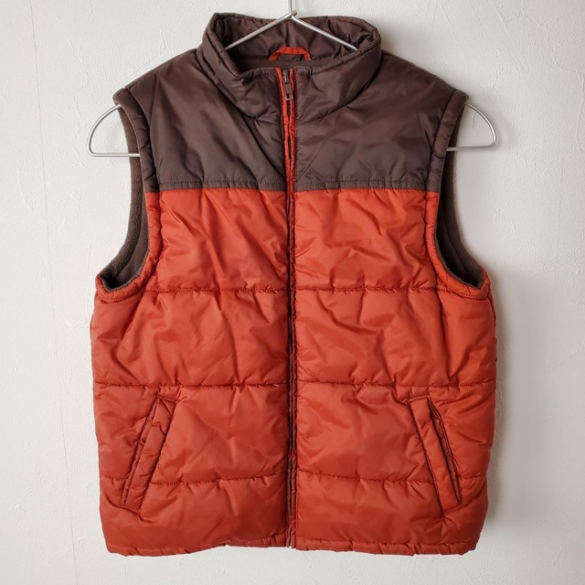 【USED】ジンボリー140サイズ　ダウンベスト　内ボア　室内での1枚に
