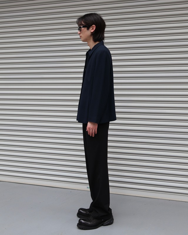Cutting design concealed blouson