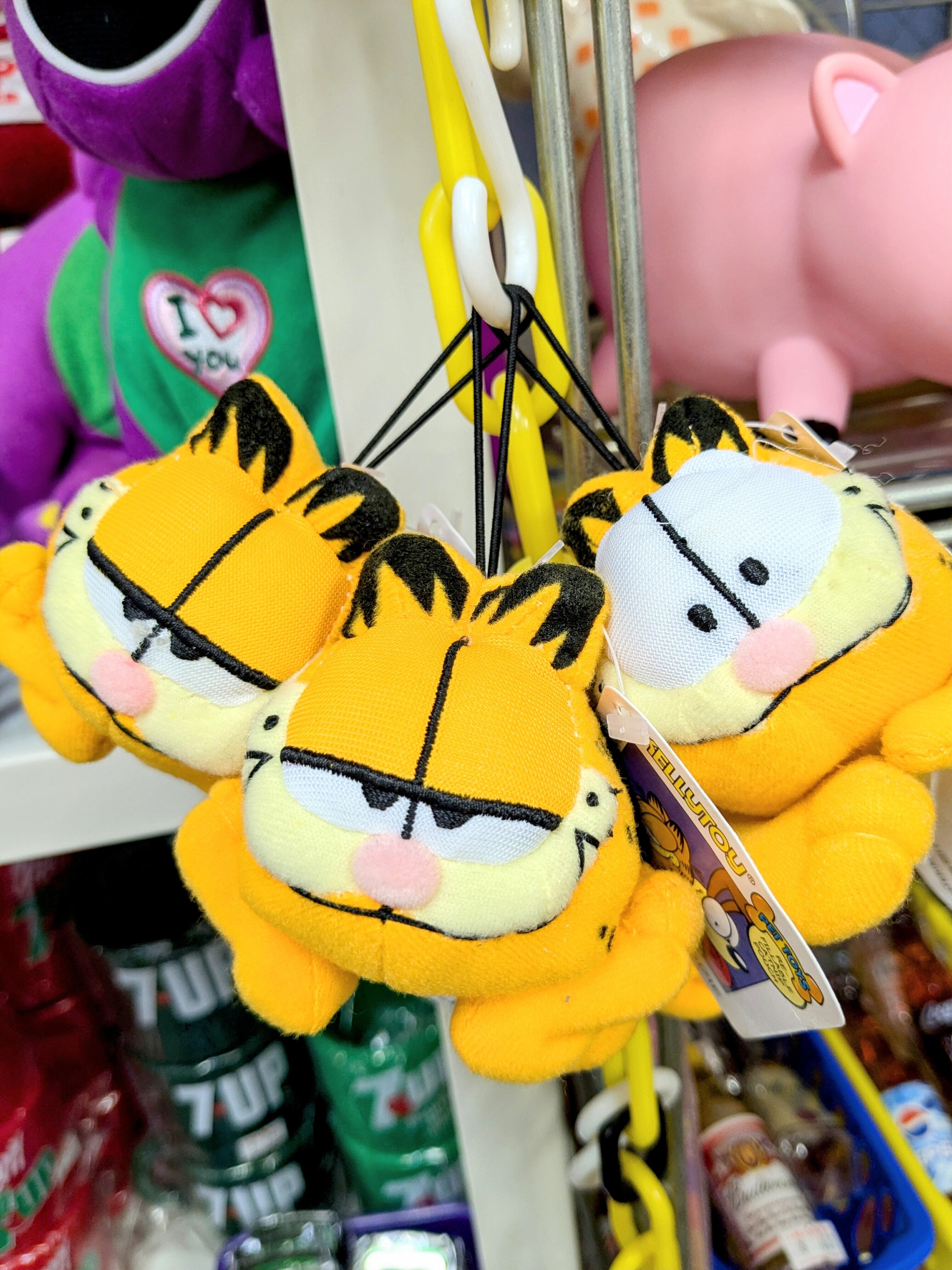 ☆ VINTAGE ☆【ガーフィールド(Garfield)ぬいぐるみキーホルダー 】 PLUSH KeyHolder 2004年製〚アメリカン雑貨 アメトイ〛