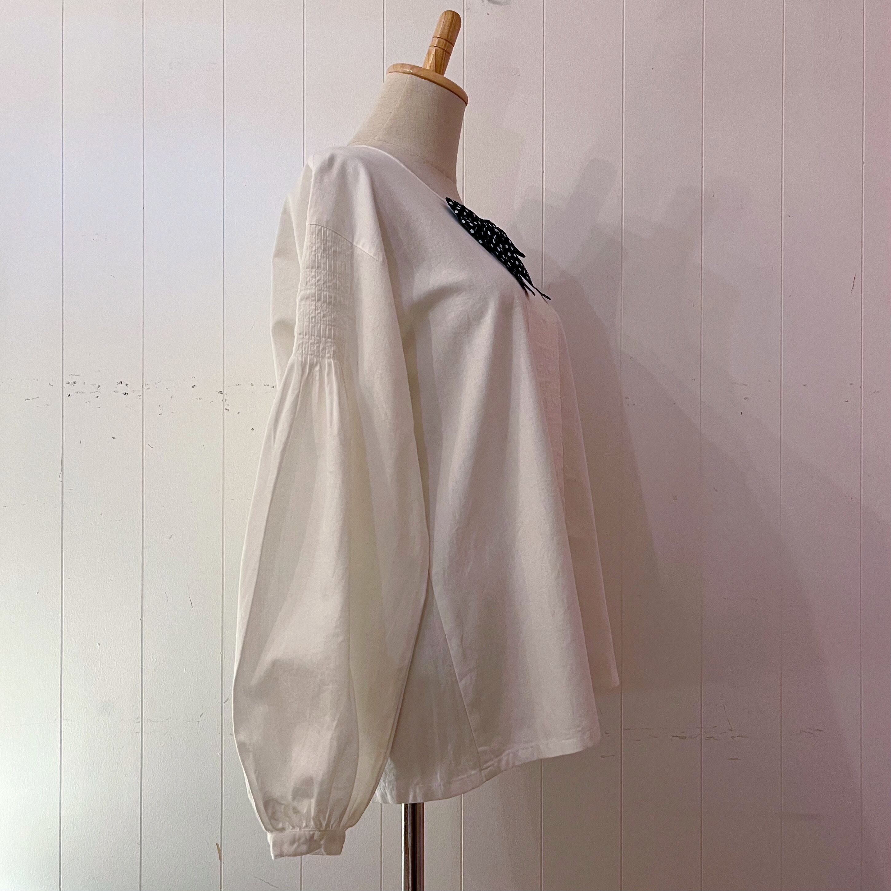 PINKHOUSE / black dot ribbon pintuck blouse