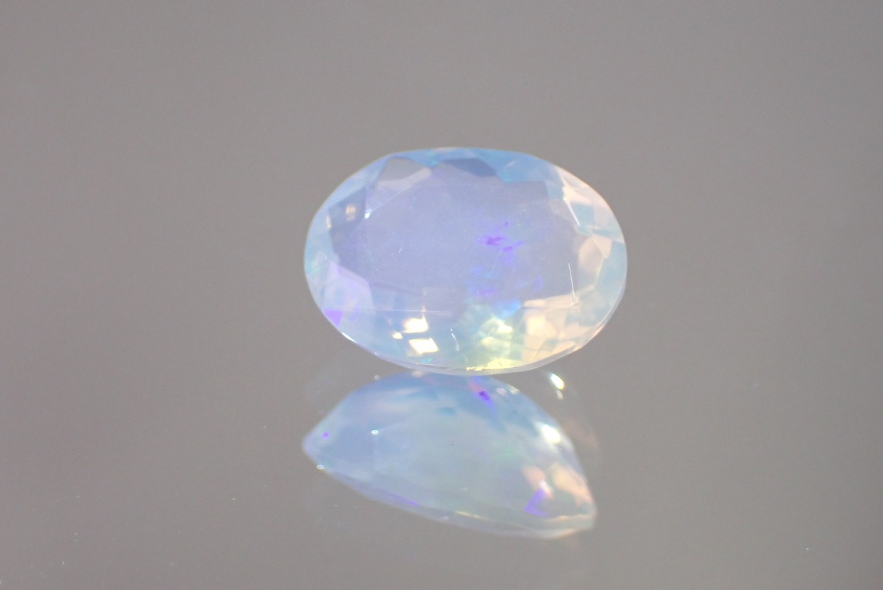 エチオピアオパール　2.73ct　[C9‐26]