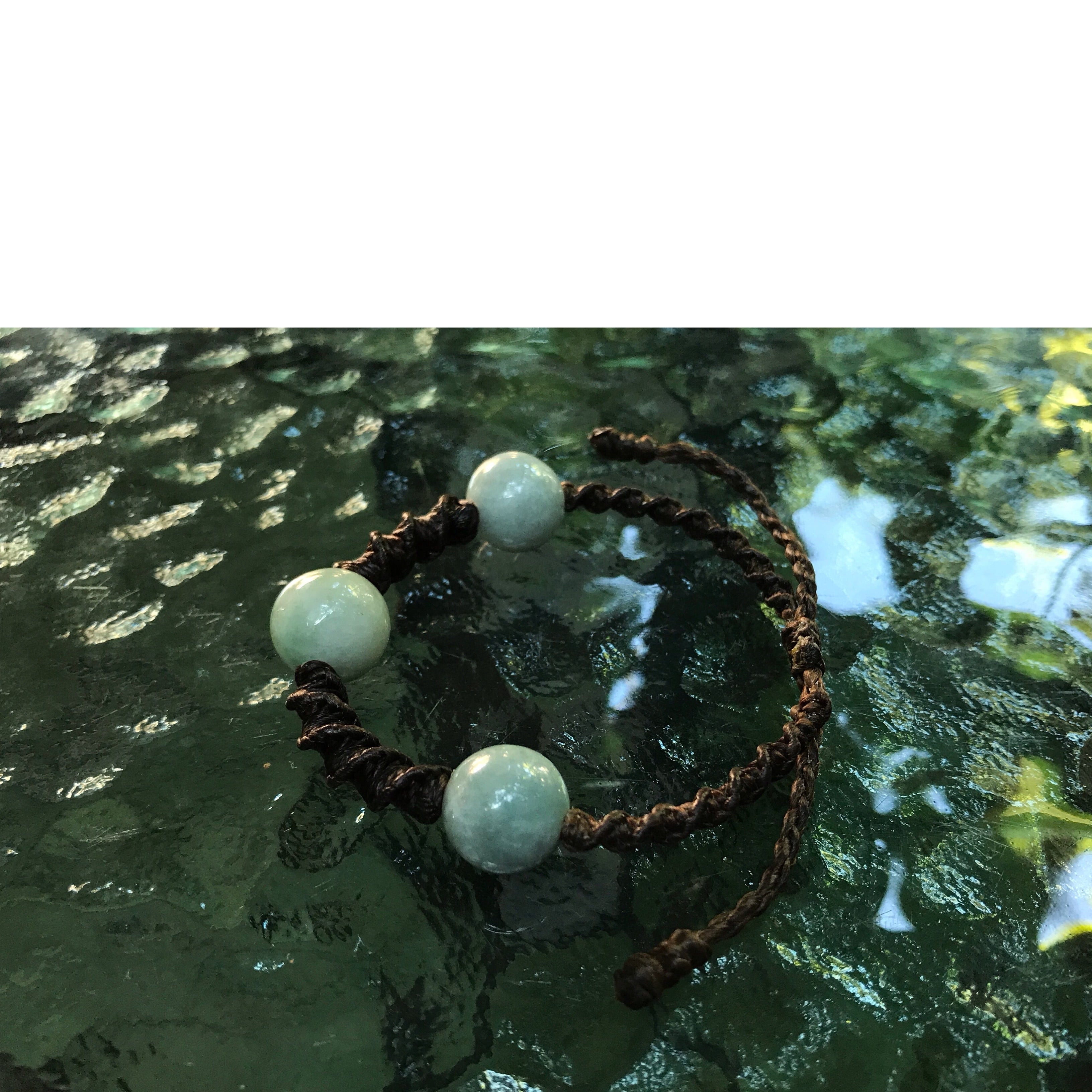 NU JOMON SERIES TRINITY - JADE BRACELET 天然翡翠 トリニティ NU JOMON SERIES TRINITY - JADE BRACELET 天然翡翠 トリニティ