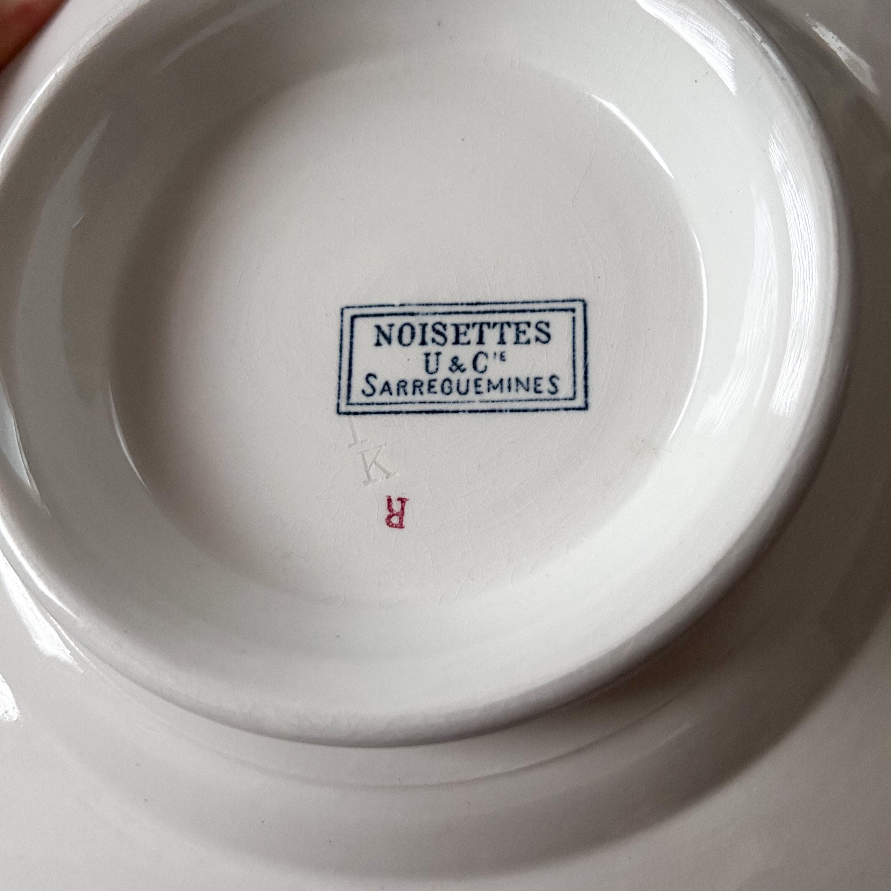 フランスアンティーク】 Sarreguemines（サルグミンヌ） Noisettes