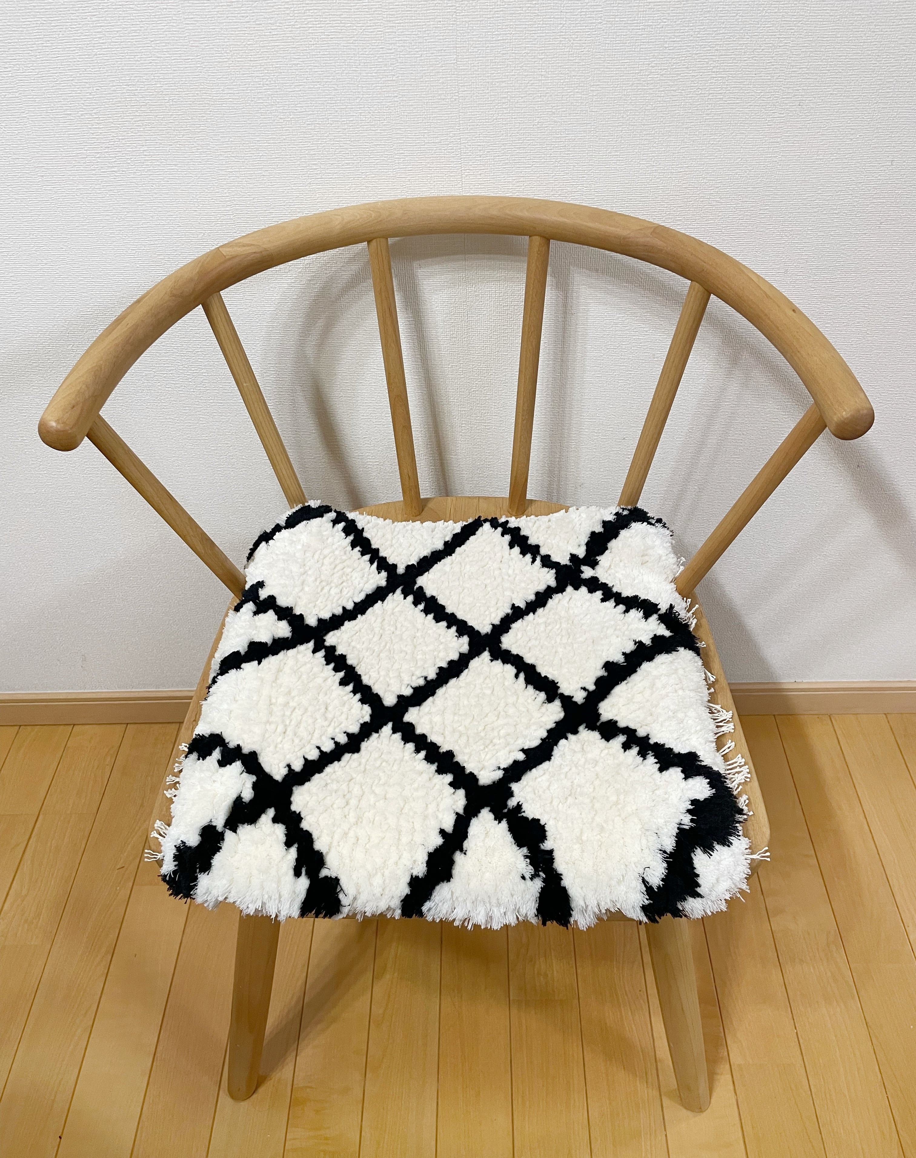 ノッティング椅子敷き E18 | ENA knotting