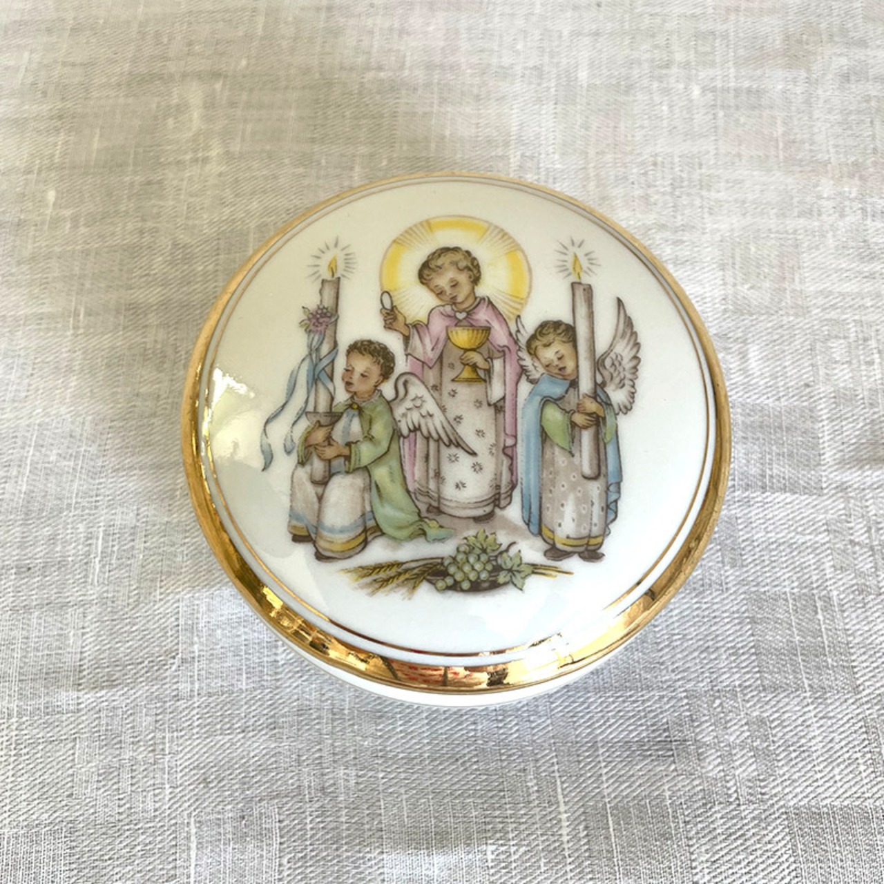 ボンボニエール 　天使たち　リモージュ　クリスマス　小物入れ　Limoges 12otdg10