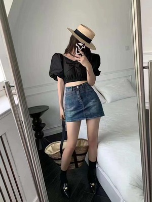 クロップド丈袖ボリュームトップス　YY-005