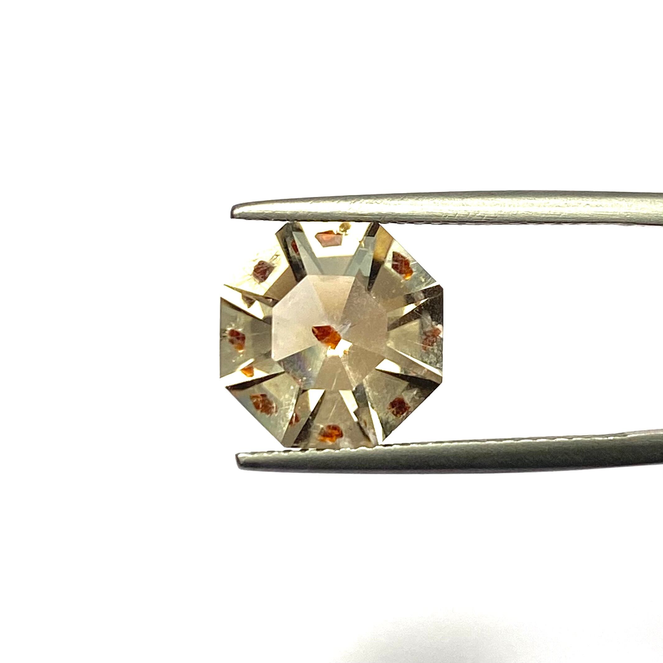 一部屋に一人ガーネットインクオーツ