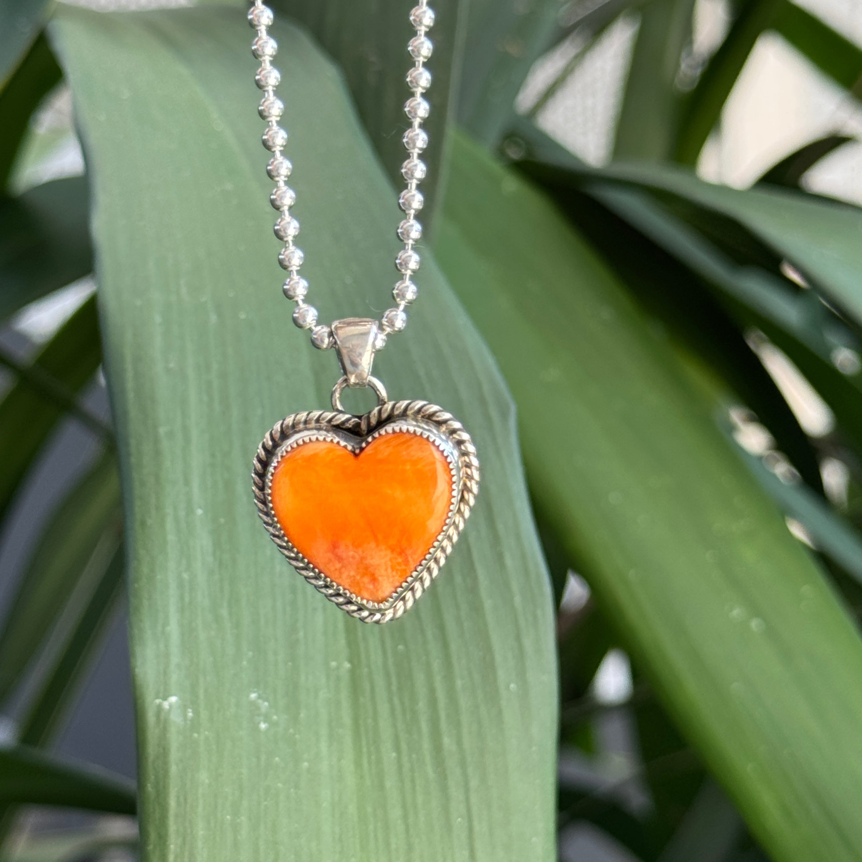 再入荷】《Indian Jewelry 》【 一点物 】ハート スパイニー