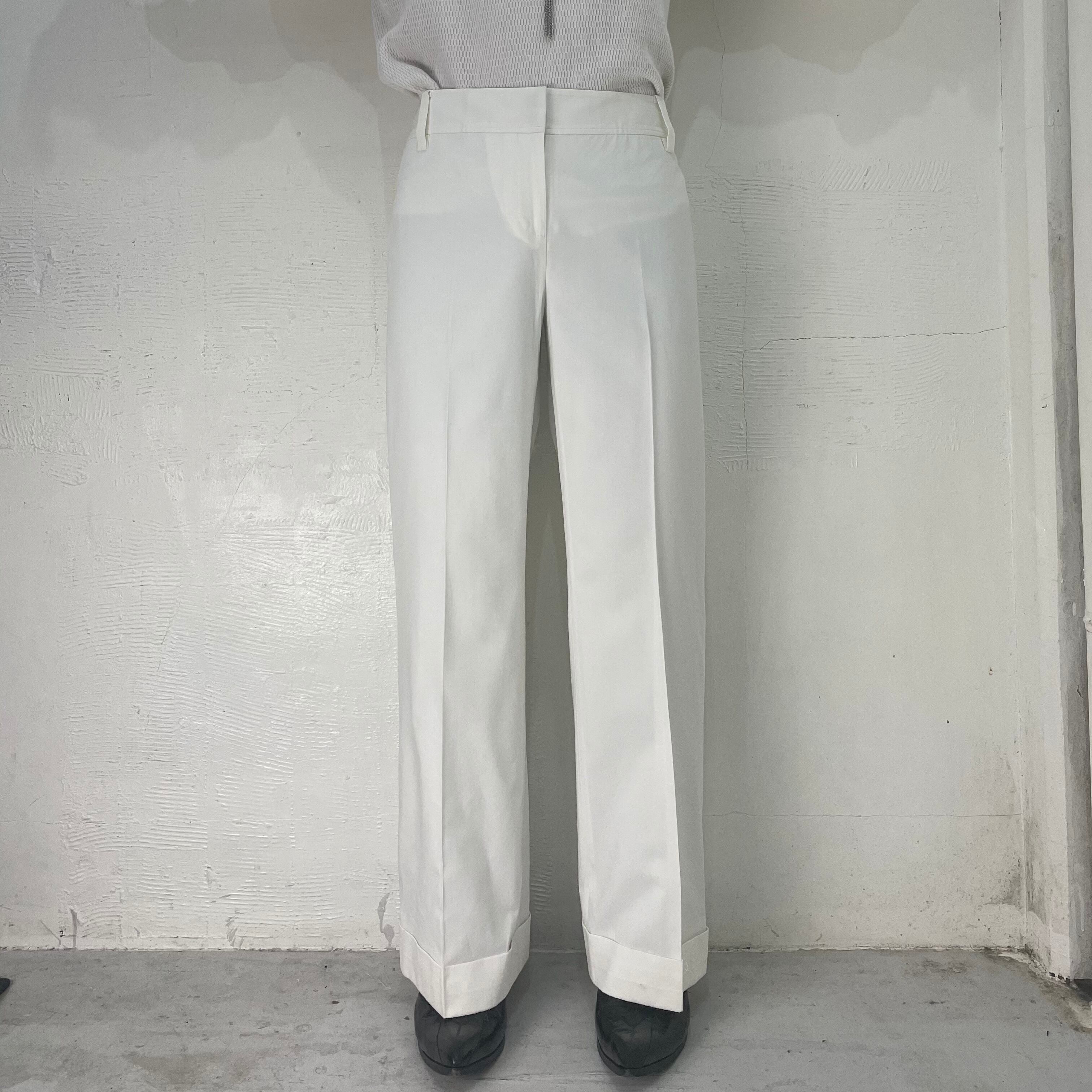 STRAIGHT WHITE SLACKS