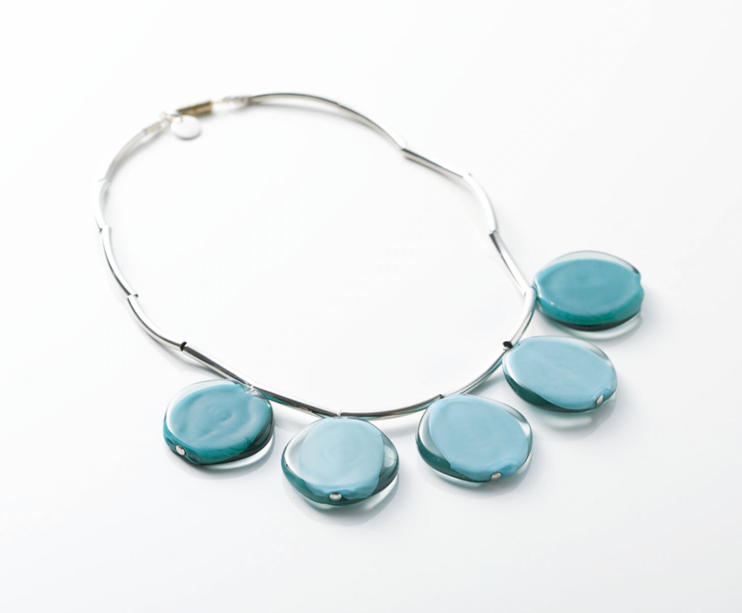 【Piatta (ピアッタ )】 チョーカーネックレス (グリーン&ターコイズブルー)