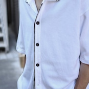 LE COLLEZIONI STRUCTURE white knitted shirt