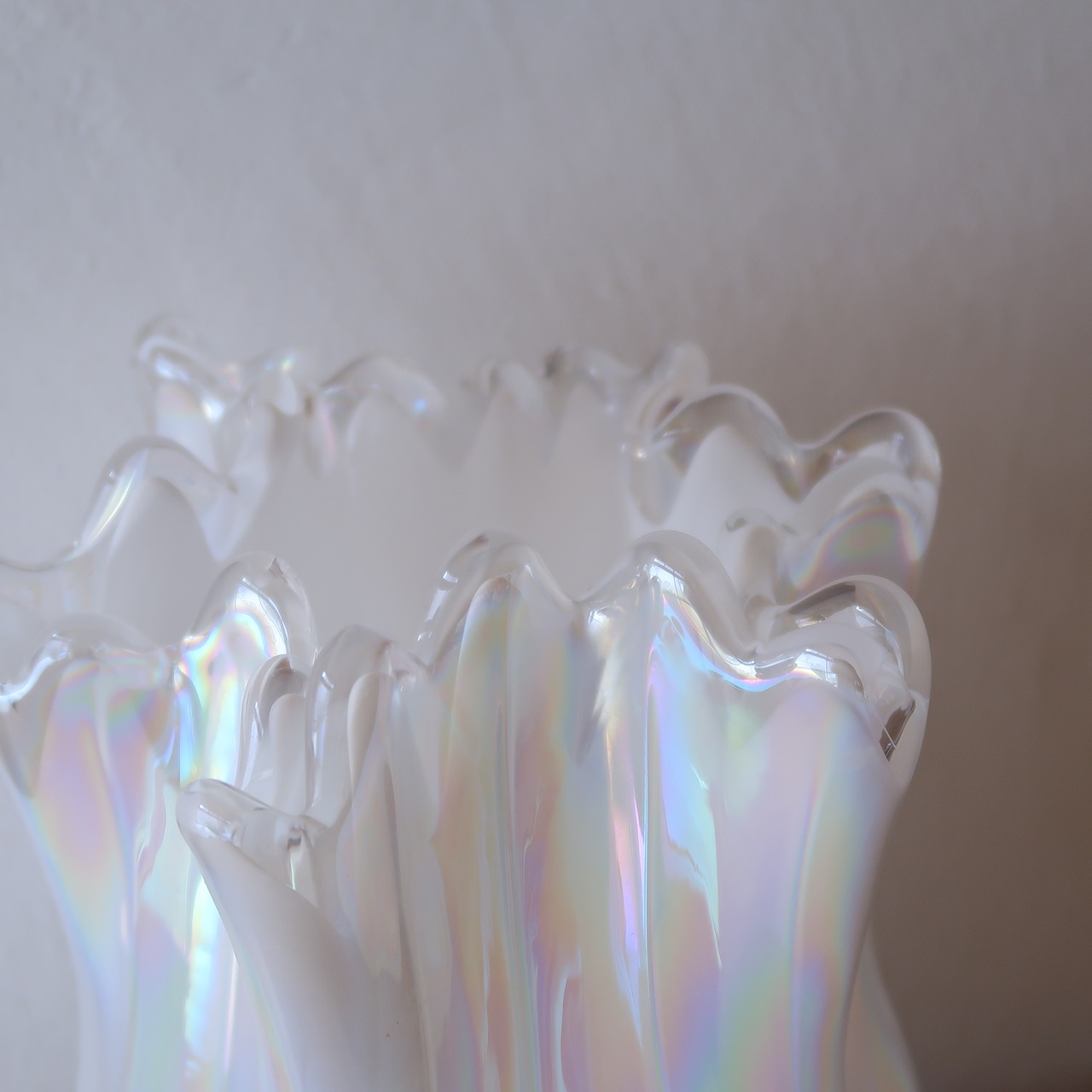 白いオーロラの花瓶