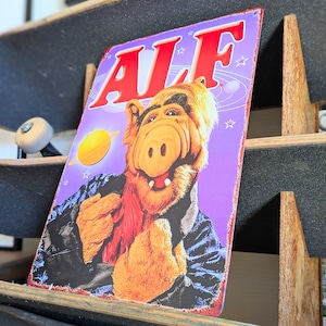 送料無料!ちょうどいいブリキ看板 ビンテージ加工【アルフ(ALF)】〚アメリカン雑貨 アメトイ〛