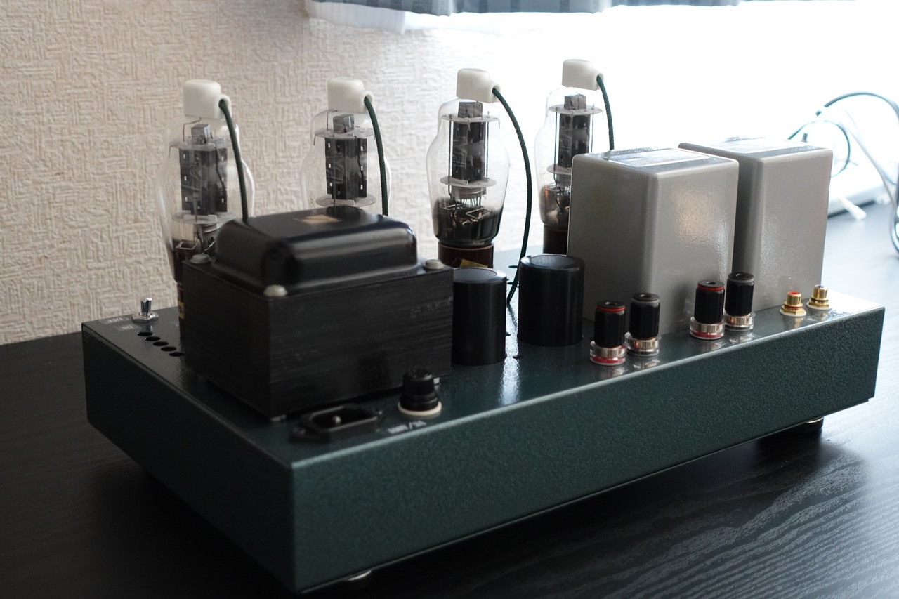 製作例）LUX製アウトプットトランス807プッシュプルステレオアンプ 