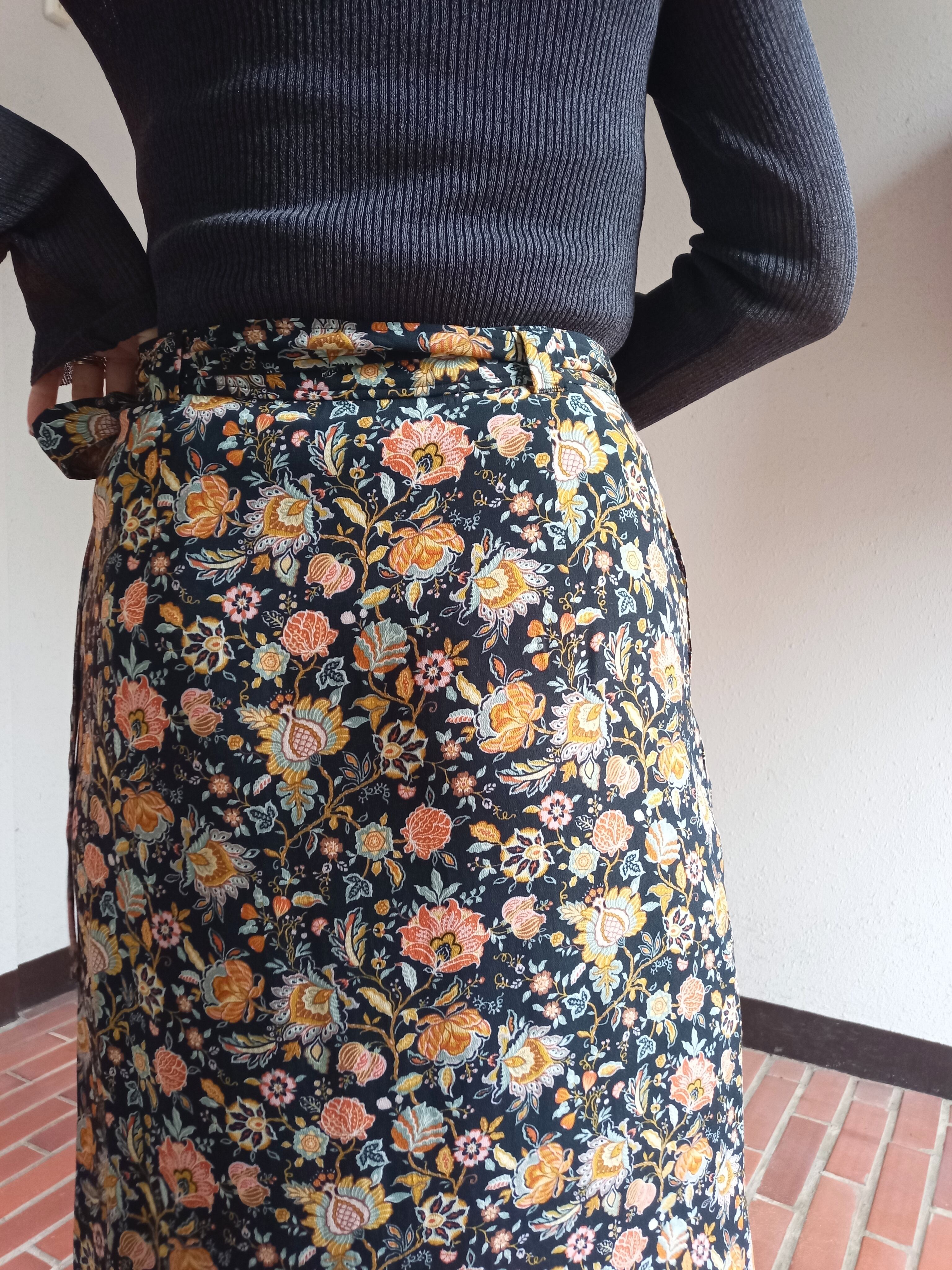 THE SHINZONE(ORIENTAL FLOWER WRAP SKIRT) | BANAL Comfort Store