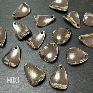 【4個】変形ドロップアクリルチャーム/パーツ/しずく/CCB/プラスチック