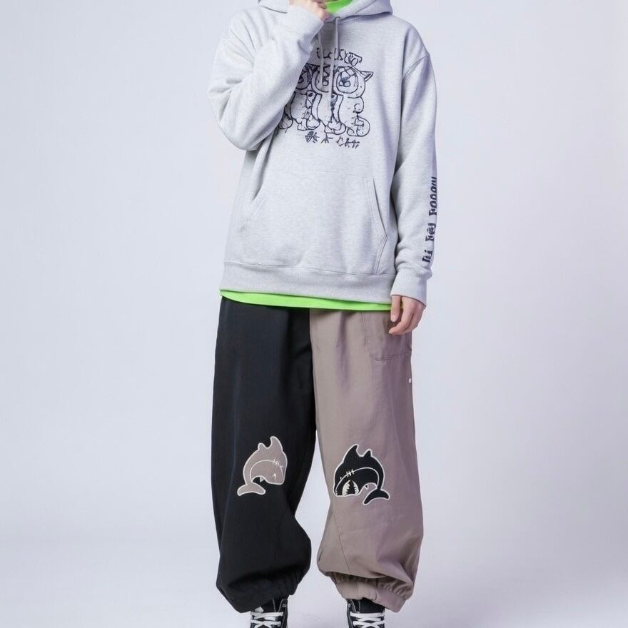 SUBTLE SHARK Wide Pants （さりげないサメパンツ）サメワッペン バイ
