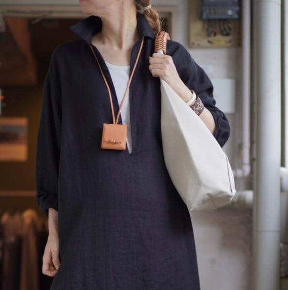 再入荷KAMAROAN(カマロアン)Woven Triangle Bag 58 Ivory | Debby